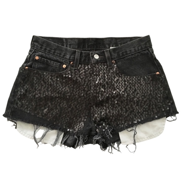 new Levi's® ★ LF Furst of a Kind ★ Upcycled Vintage Sequin Cut Off Denim Short ★ - Picture 2 of 16